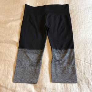 Lululemon Seamlessly Street Crop Ombré